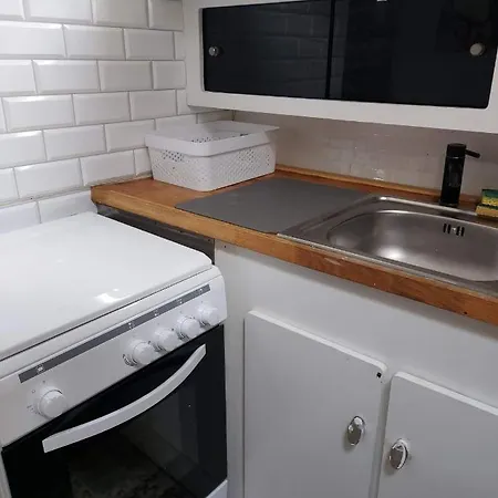 Bateau White Pearl , Plusieurs Endroits Possibles Dinant Floreffe A Verifier Avec La Proprio *