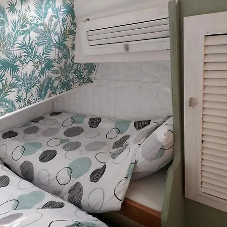 Bateau White Pearl , Plusieurs Endroits Possibles Dinant Floreffe A Verifier Avec La Proprio *