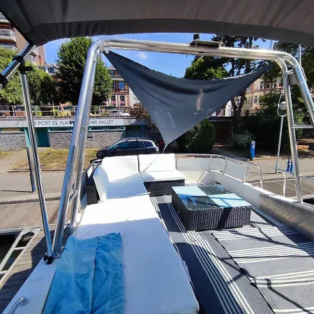 Bateau White Pearl , Plusieurs Endroits Possibles Dinant Floreffe A Verifier Avec La Proprio Botel Namur